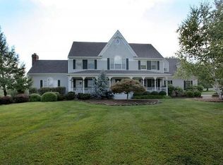 4 John Stevens Rd, Whitehouse Station, NJ 08889