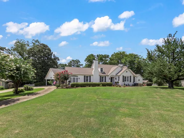 905 W Commerce St, Aberdeen, MS 39730
