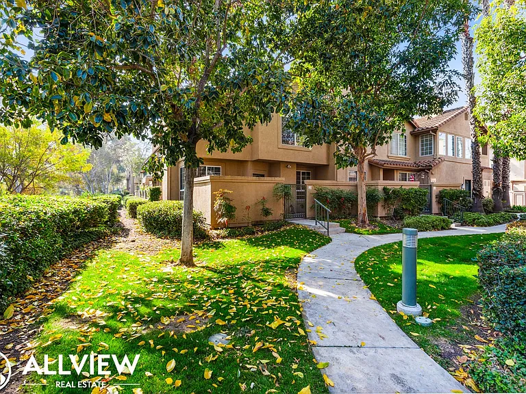 2 Sentinel Pl — Photo 27