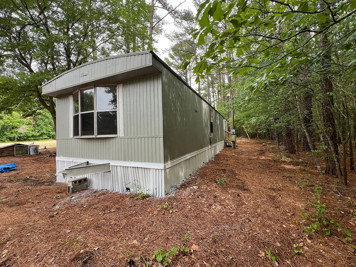Building Photo - 6049 State Highway 56 Hwy E #B