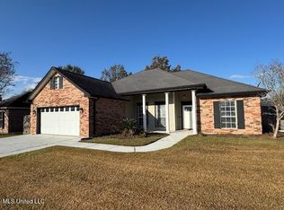 13355 Roxbury Pl, Gulfport, MS 39503