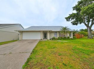 1932 Redbridge Dr, Brandon, FL 33511