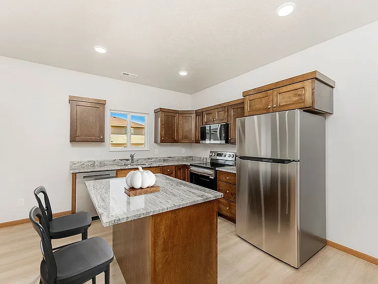 Sundance Ridge / High Noon Place — Photo 27