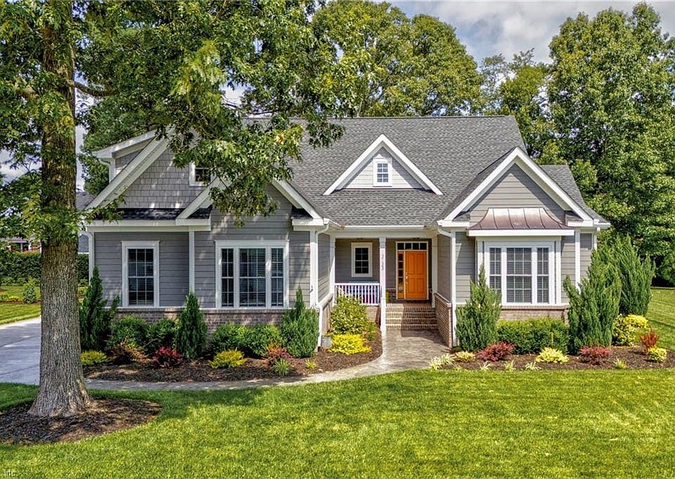 1st image of 3133 Summerhouse Dr