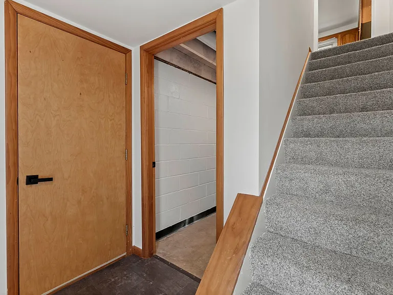 1105 Anna Ave — Photo 9