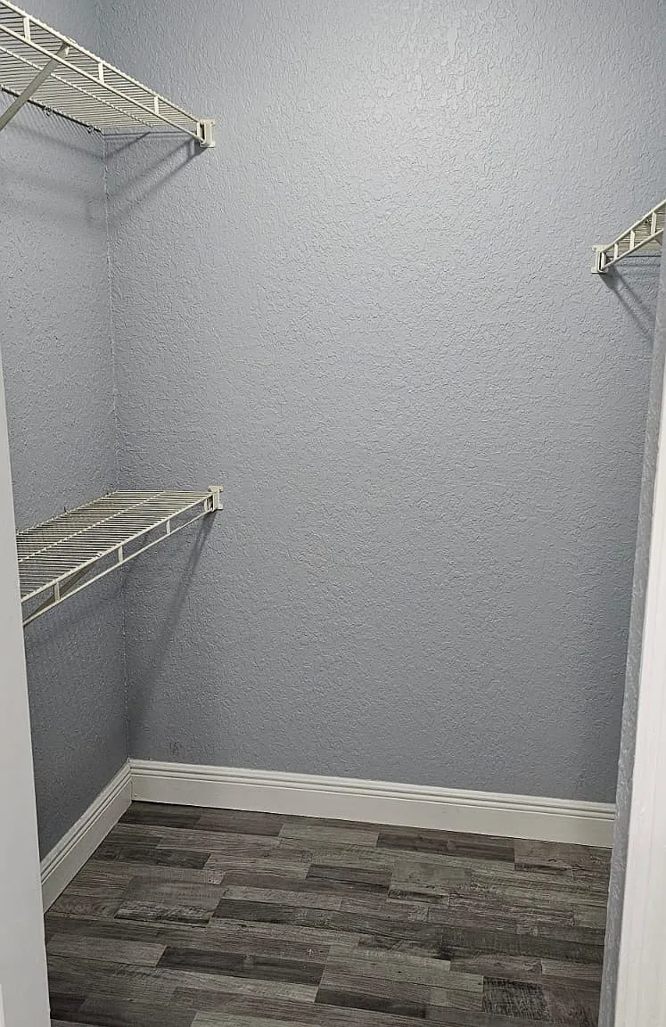2 bed, 1020 sqft, $1,700 — Photo 2