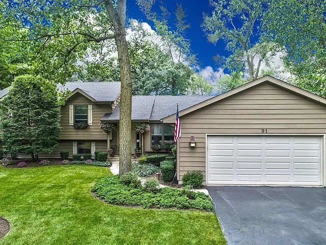 91 Golfview Rd photo 1