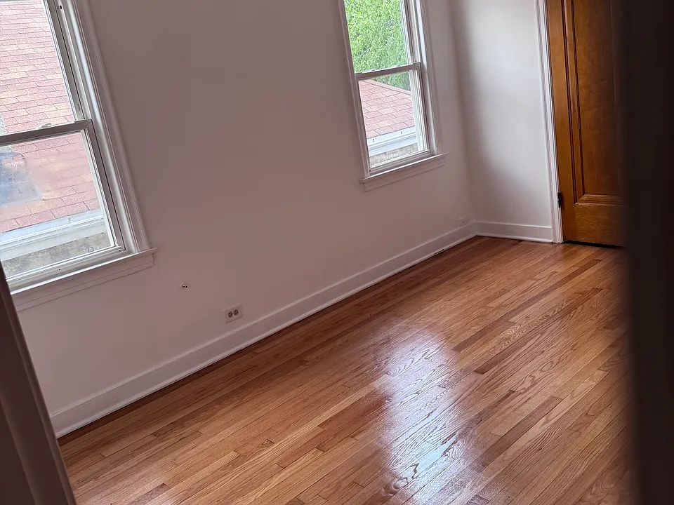 Bedroom #1