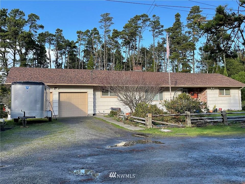 1st image of 1315 232nd Ln