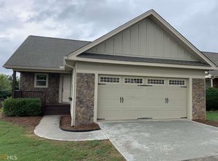 151 Sugar Creek Dr, Cornelia, GA 30531