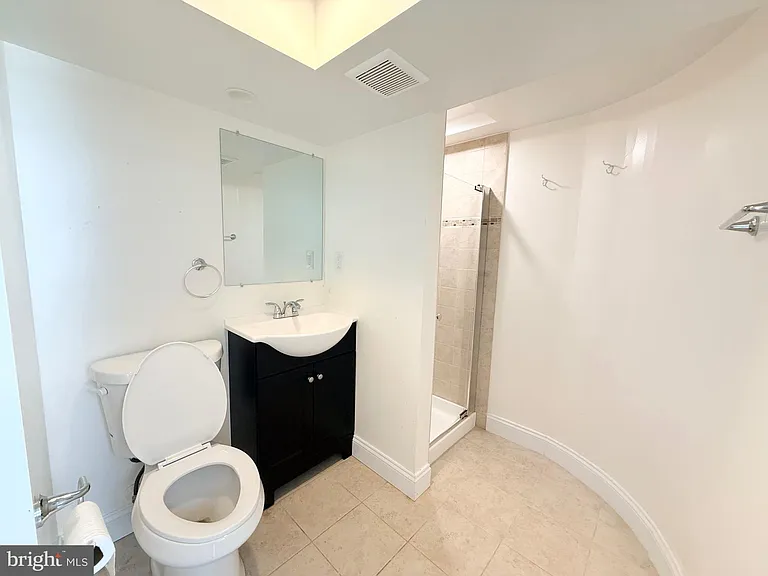 2527 Waterside Dr NW — Photo 25
