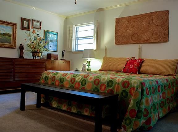 4th image of 1915 Mimosa Dr