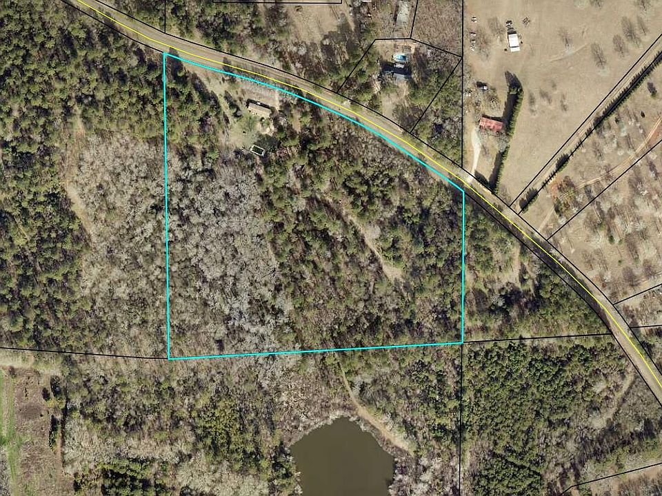 1st image of 372 Bailey Mill Rd