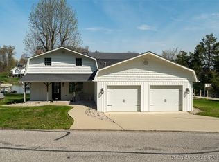 368 W Melchoir Dr S, Santa Claus, IN 47579