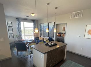 999 18th St, Denver, CO 80202
