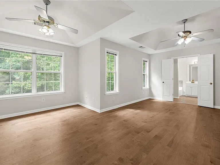 370 Manor Glen Dr — Photo 25