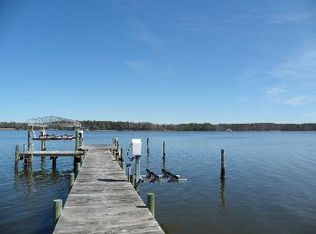 12354 Harcum Rd, Gloucester, VA 23061