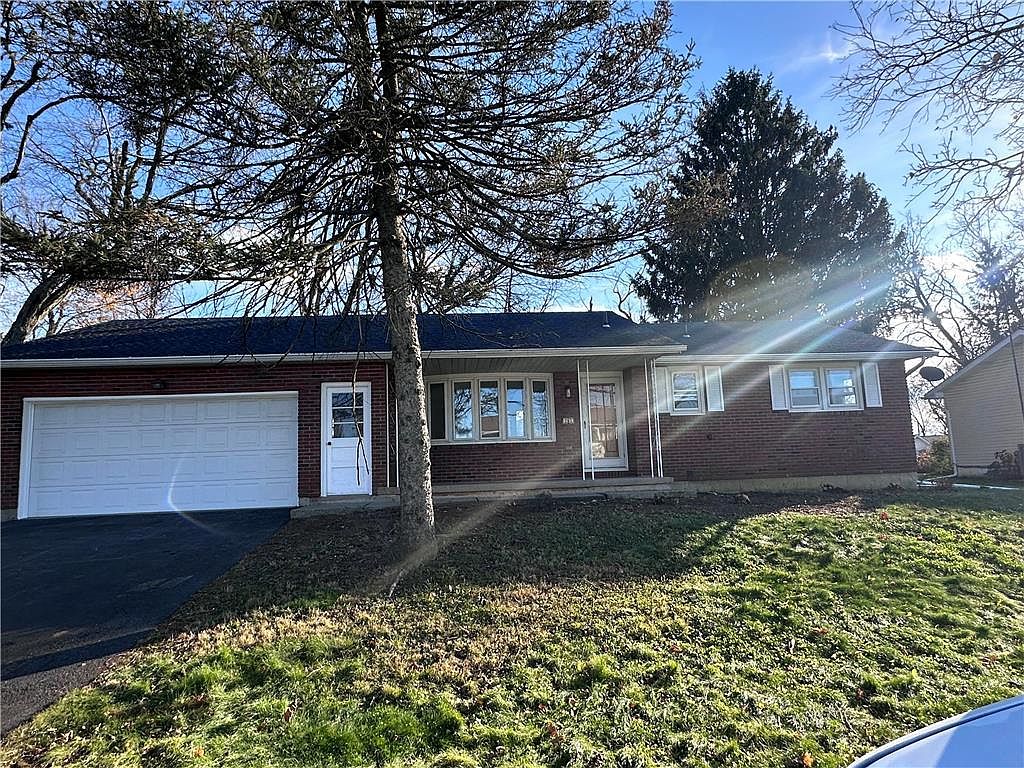 265 Circle Dr, Catasauqua, PA 18032 Zillow