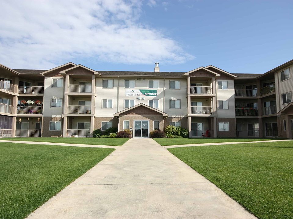 1st image of 69 Leonard Cres #312