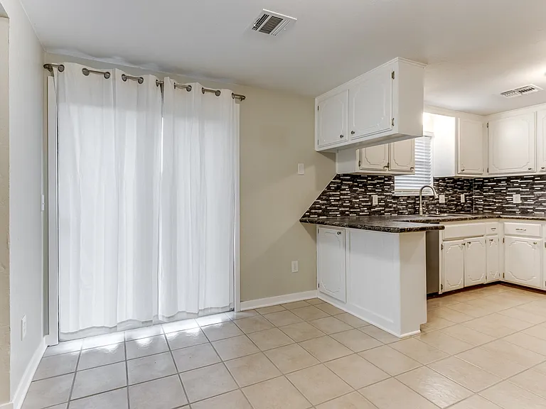 8413 Bigwood Dr — Photo 12