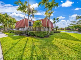 9954 NW 6th Pl, Plantation, FL 33324