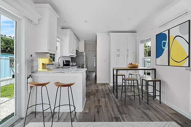 Oak Shores