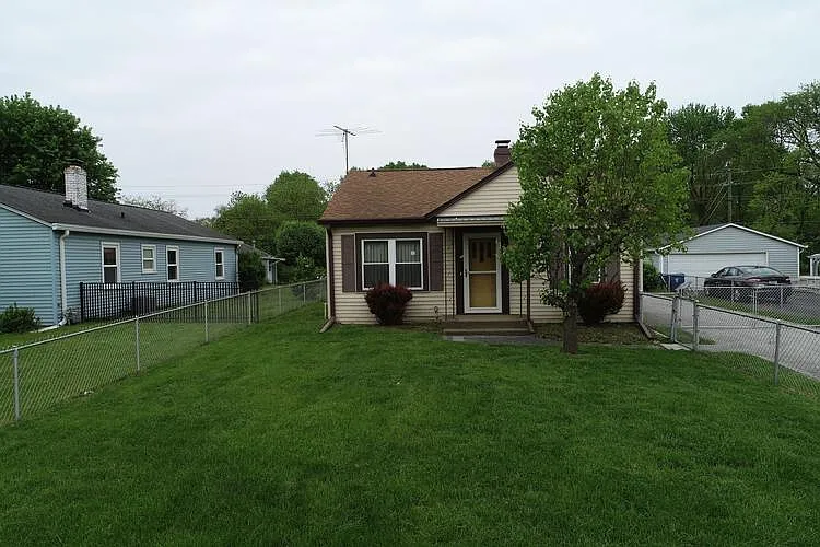 2912 Westbrook Ave photo 1