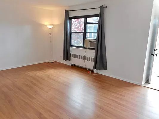 5th image of 74-73 220th St #A
