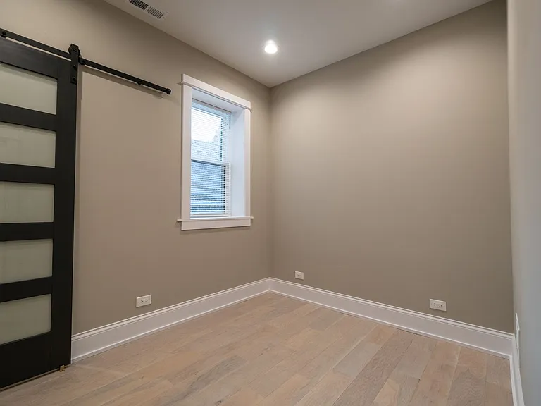 4747 N Beacon St #2N — Photo 26
