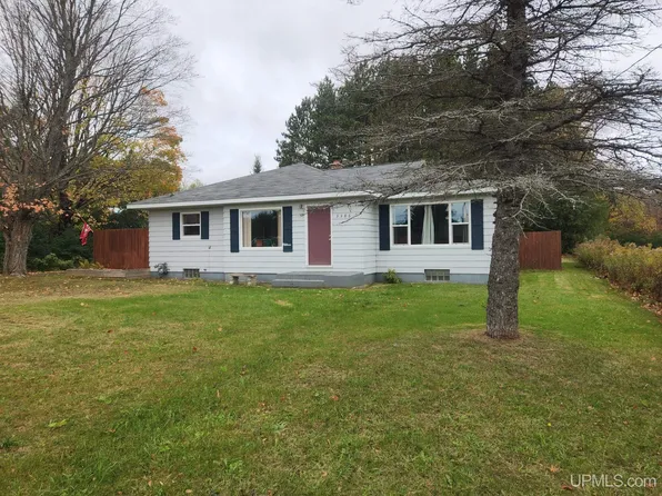 3386 E Us Highway 2, Iron River, MI 49935