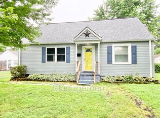 16 Langley Ave, Newport News, VA 23601