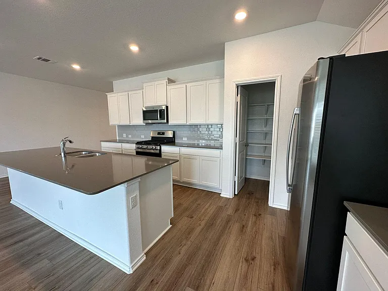 195 Otter Rd — Photo 16