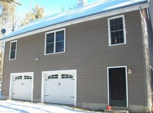 51 Cross Rd, Sandown, NH 03873