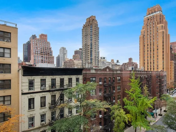 330 East 49th Street image 1 of 6