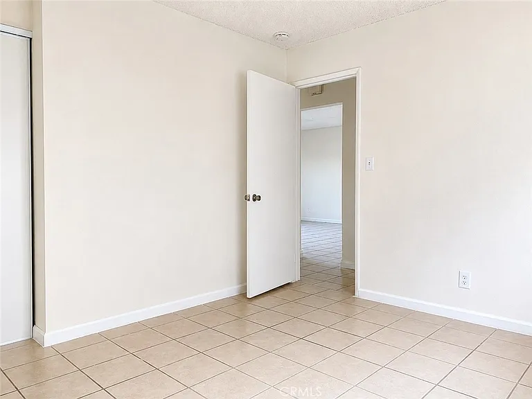 3411 W Orange Ave #1 — Photo 17