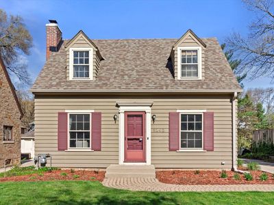 1242 North 85th STREET, Wauwatosa, WI, 53226