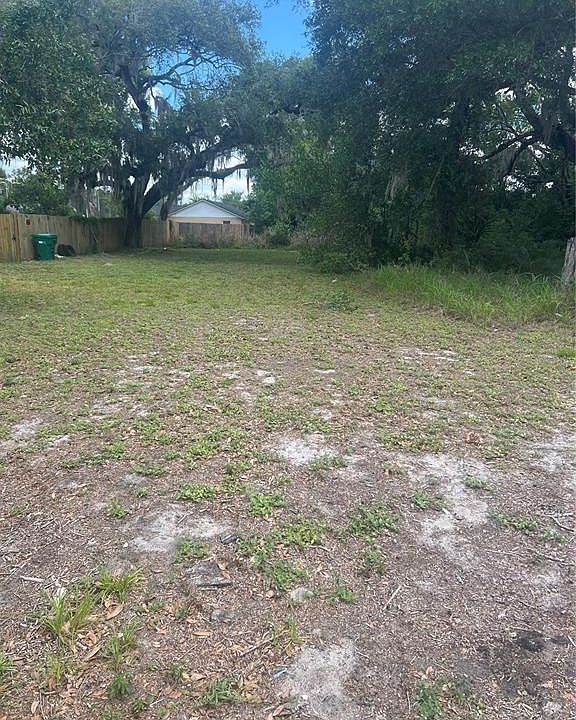1st image of E Jackson Ave