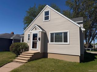 200 S 22nd St, Escanaba, MI 49829