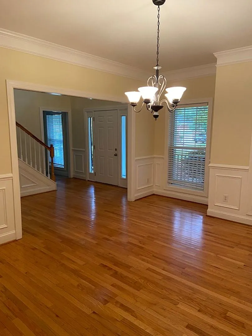5 BR/3 Bath in Willow Pointe (Lake Carolina) — Photo 2