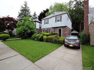 7344 195th St, Fresh Meadows, NY 11366
