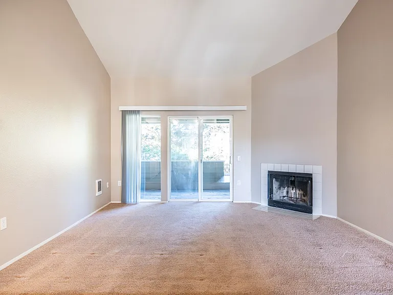 1401 N Springbrook Rd — Photo 1