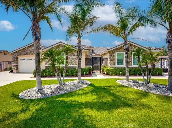 6582 N Caleb Ln, San Bernardino, CA 92407
