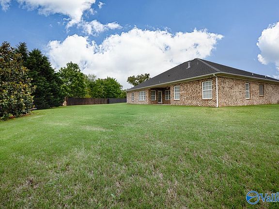 2nd image of 109 Back Creek Cir NW