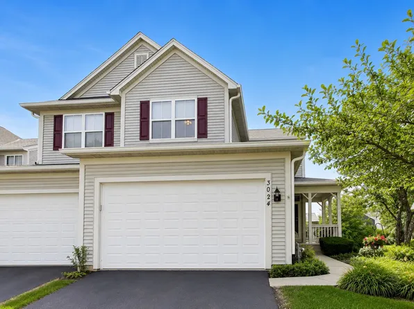 3024 Langston Cir, Saint Charles, IL 60175