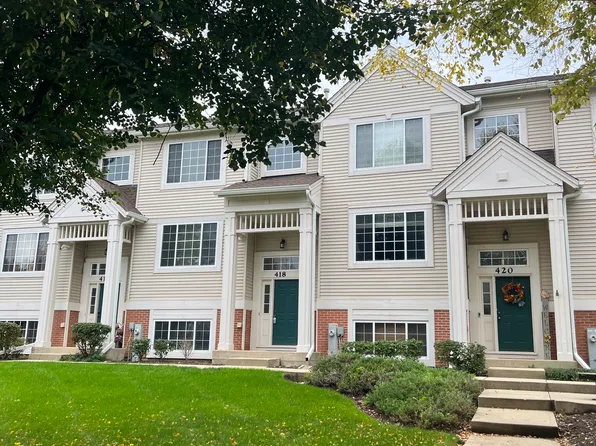 418 Cary Woods Cir, Cary, IL 60013