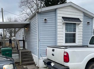 6 Adventure Rd #28, Louisville, KY 40216