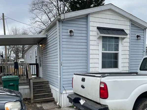 6 Adventure Rd #28, Louisville, KY 40216