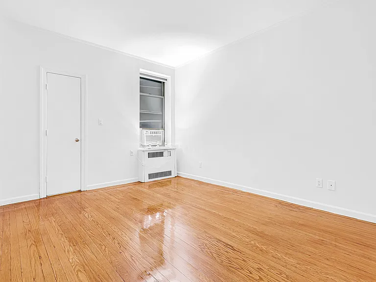113 E 31st St #1C — Photo 4