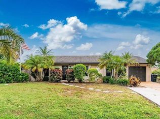 939 Olympia Rd, Venice, FL 34293