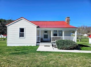 1843 Adria Rd, North Tazewell, VA 24630